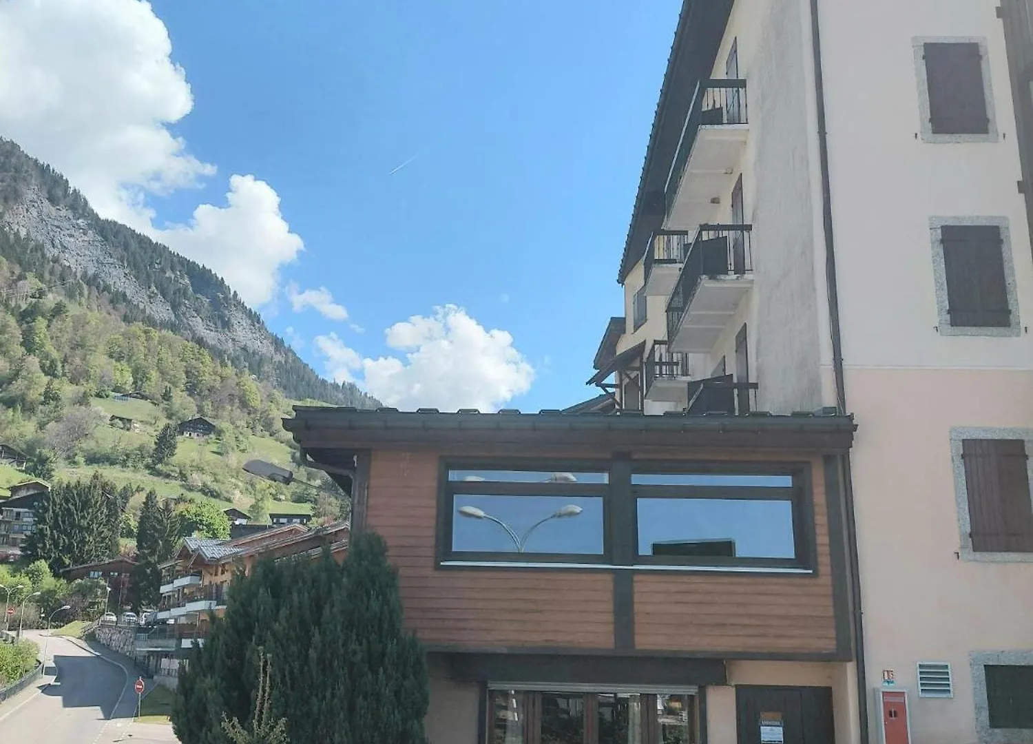 Hotel Le Montblanc Flumet 0*,